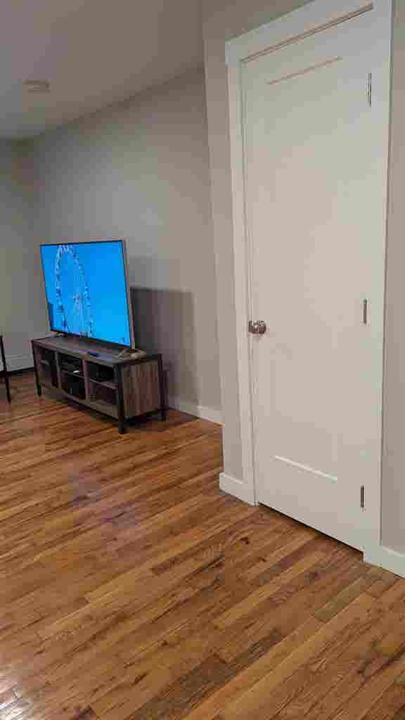 Lease take over -1BR Apt, Clifton
