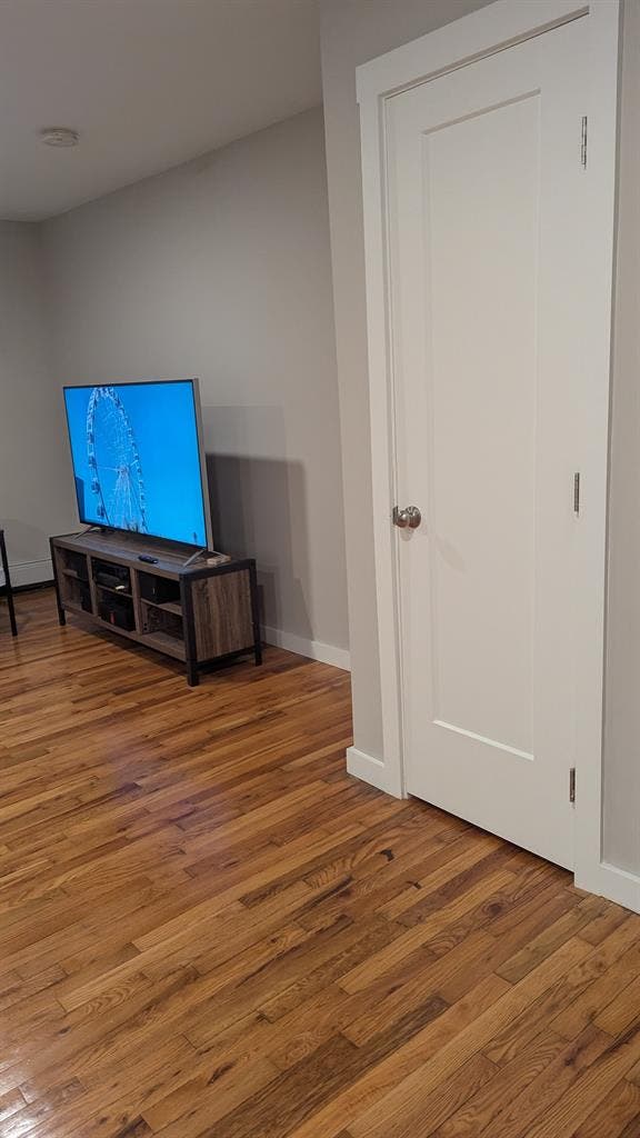 Lease take over -1BR Apt, Clifton
