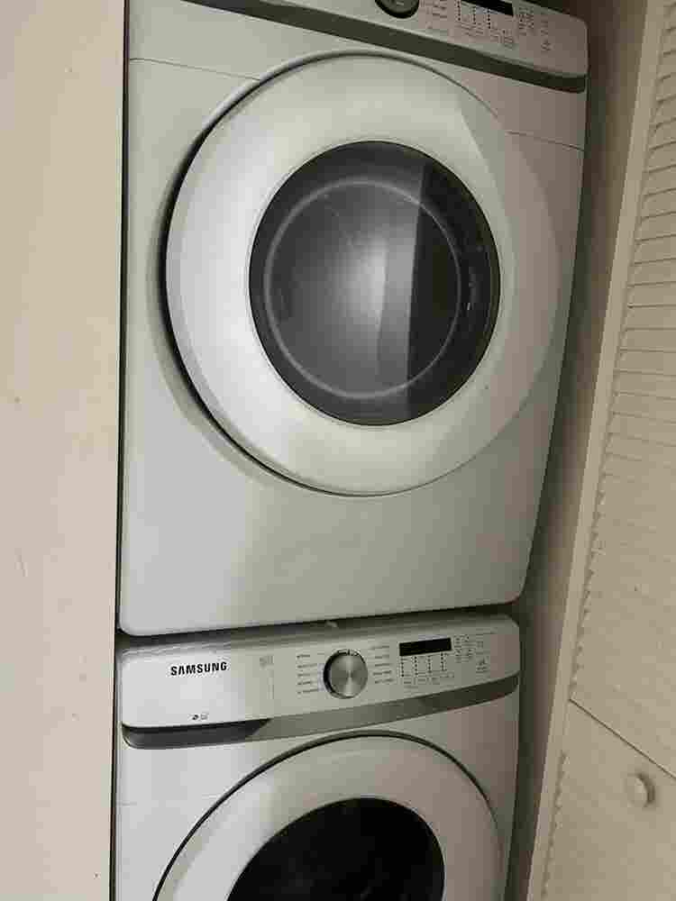 Furnished 1BR Apartment