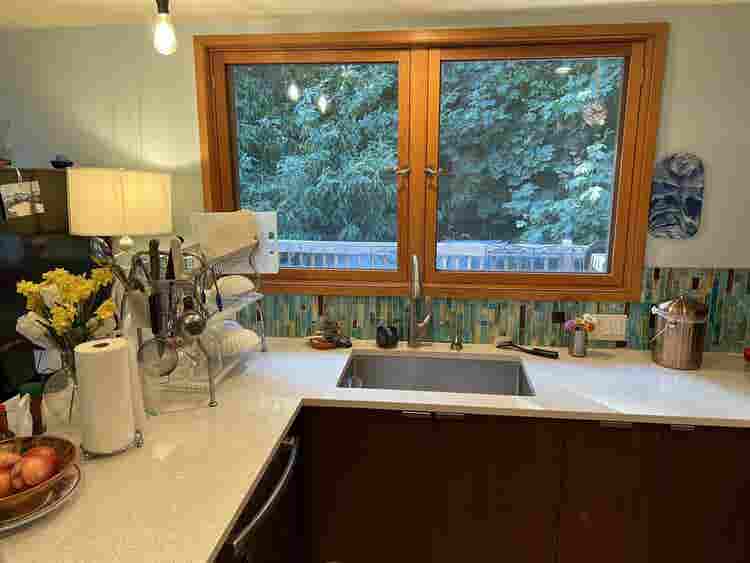 MSTR BR, AC, forest garden, kitchen