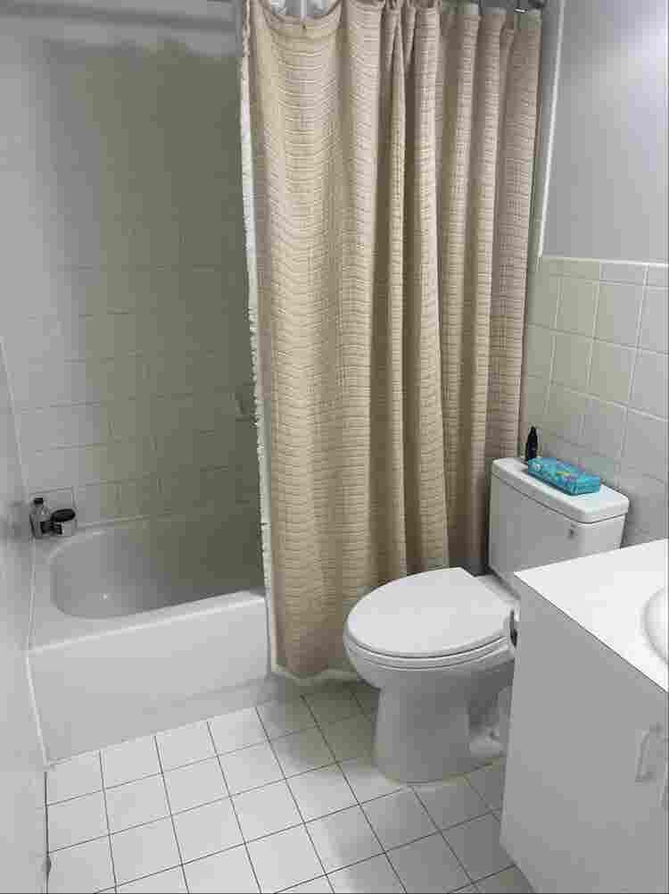Fully furnished private bathroom