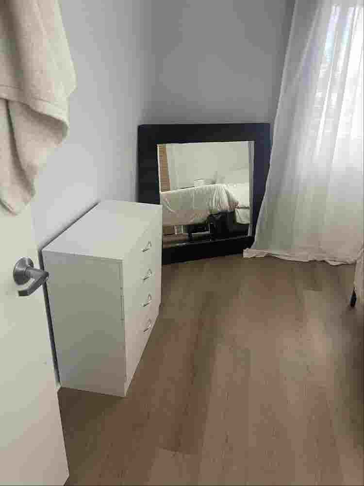 Fully furnished private bathroom