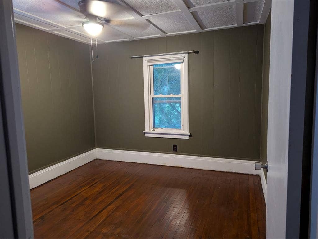 Housemate for 4br house