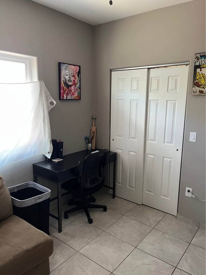 Room For Rent Near Freeway
