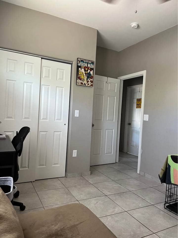 Room For Rent Near Freeway