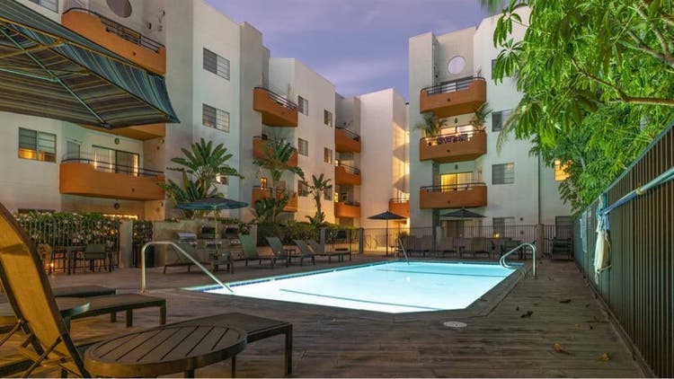 Looking to start a lease in a 2bed