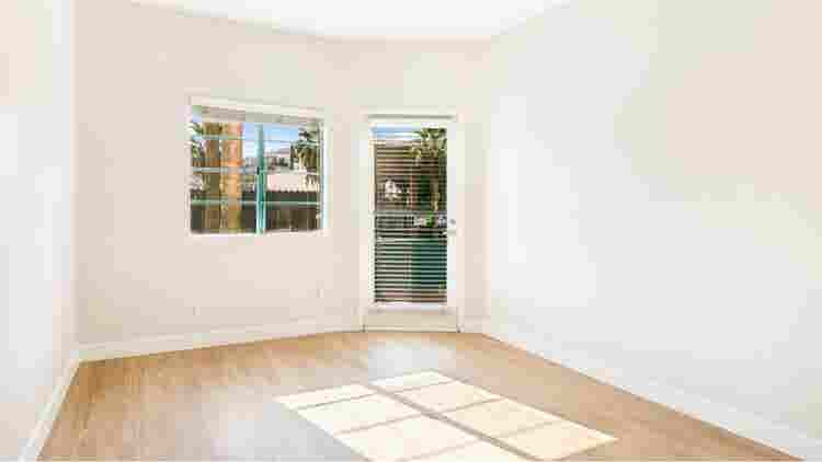 Looking to start a lease in a 2bed