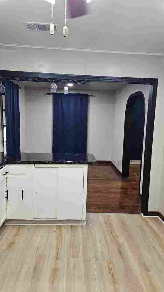 Room for rent in corner lot