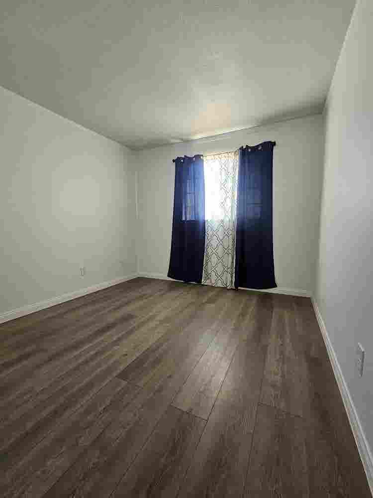 Nice quiet clean home
