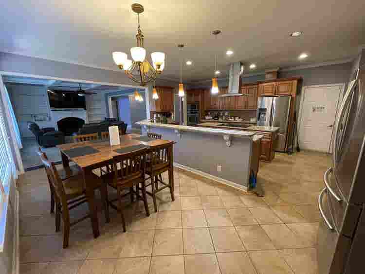 Furnished All Included 1 
bdrm
