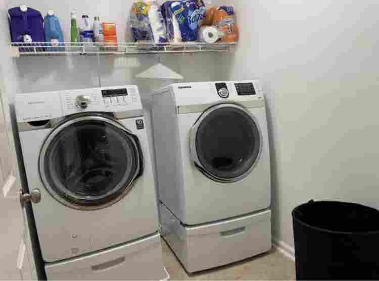 Furnished All Included 1 
bdrm