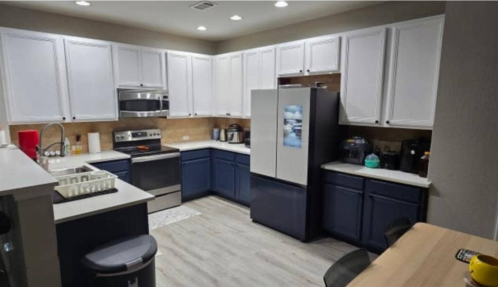 fullyfurnish private room  McKinney