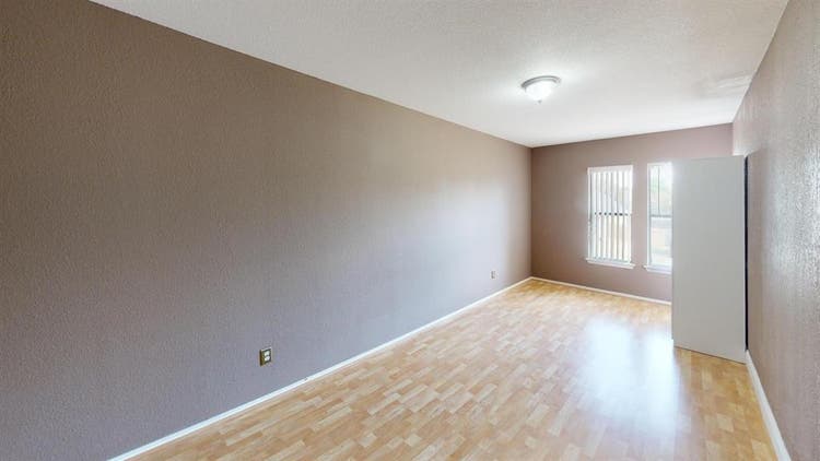 1 BR in Pflugerville