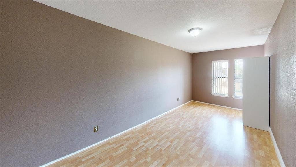 1 BR in Pflugerville