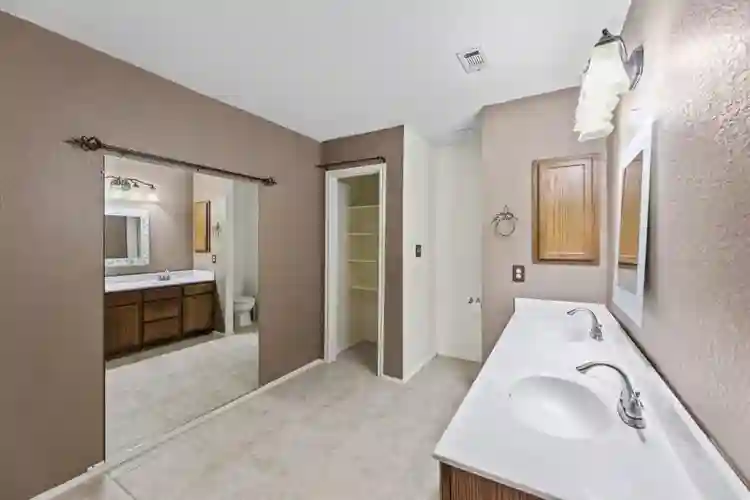 1 BR in Pflugerville