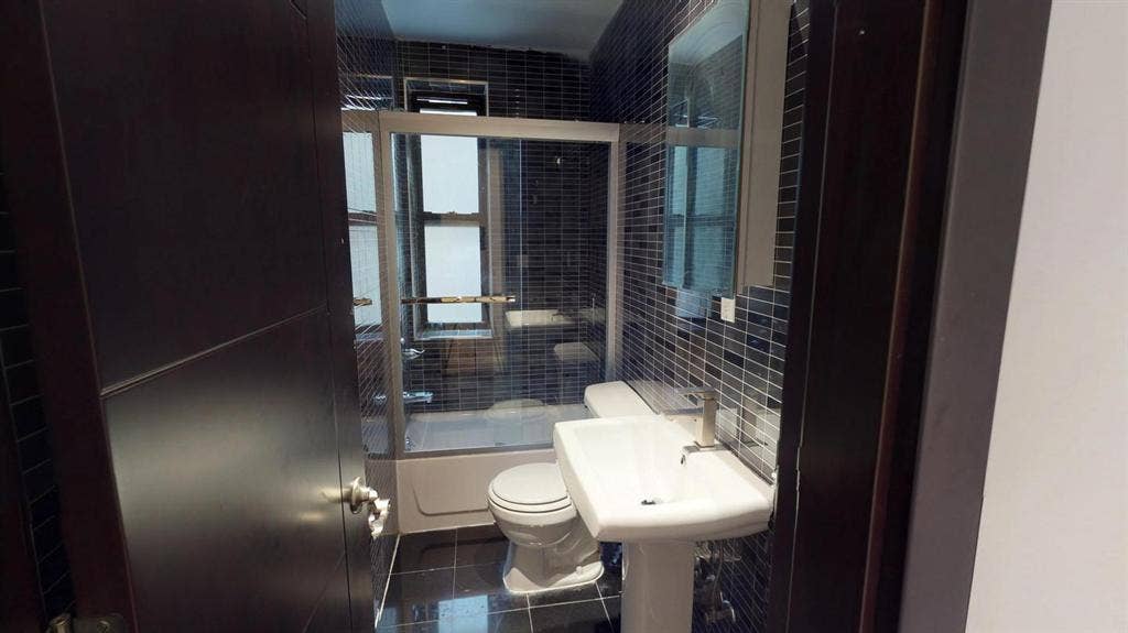 1 BR in New York