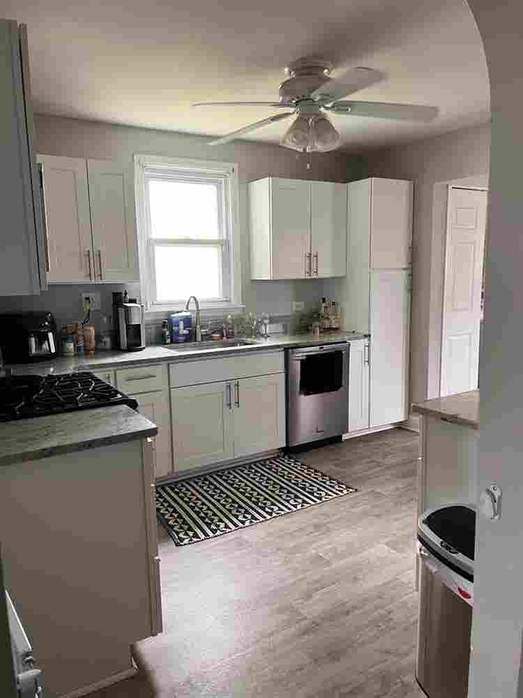 Female only room available