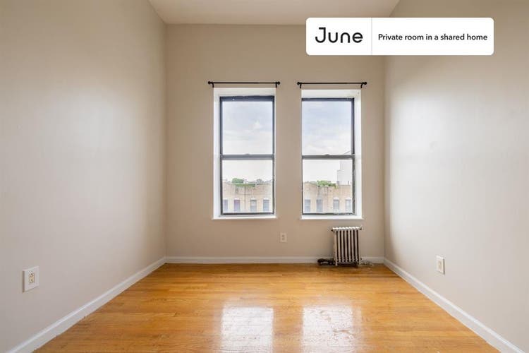 2 BR in New York City