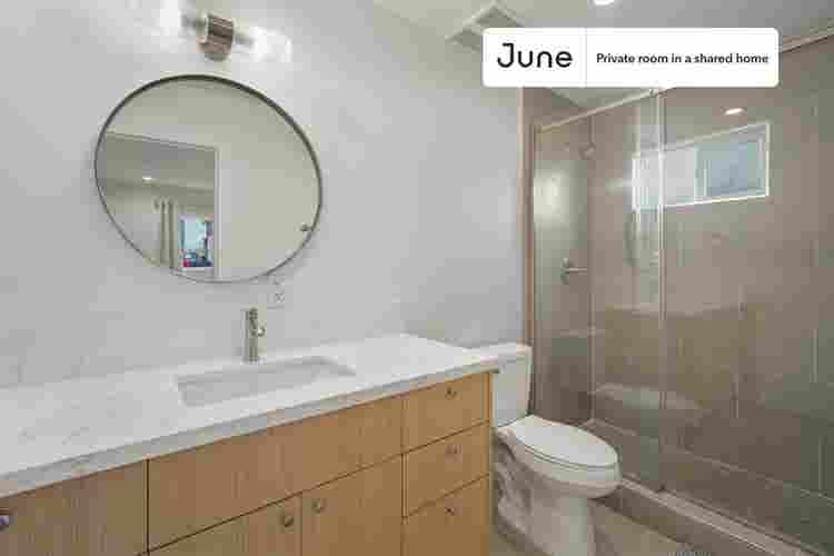 5 BR in Los Angeles