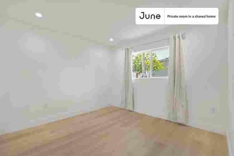 5 BR in Los Angeles