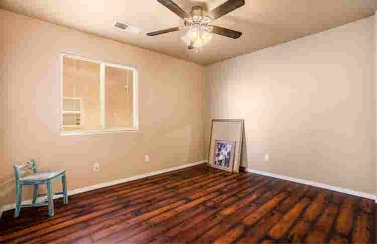 Private room / Private bathroom