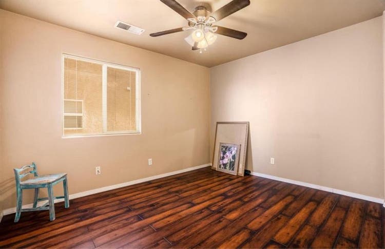 Private room / Private bathroom