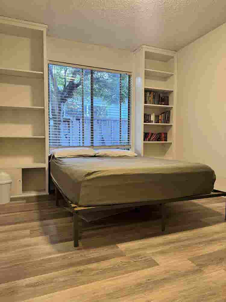 Berryessa furnished room available