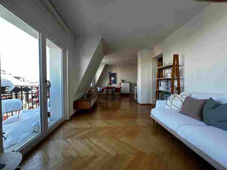 Furnished Room in Zurich – Oct Only