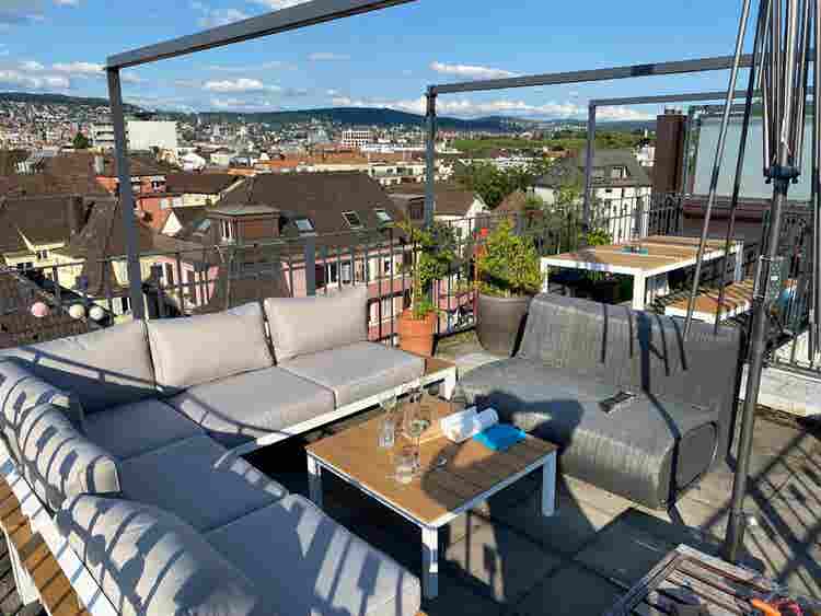 Furnished Room in Zurich – Oct Only