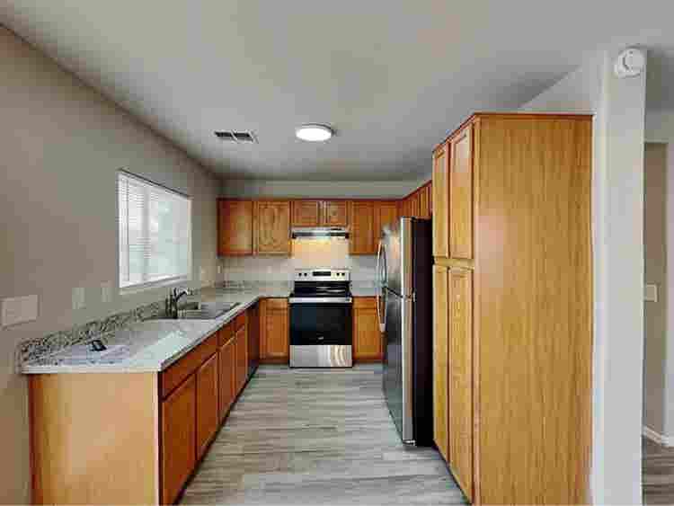 Beautiful Rooms In Perfect Area