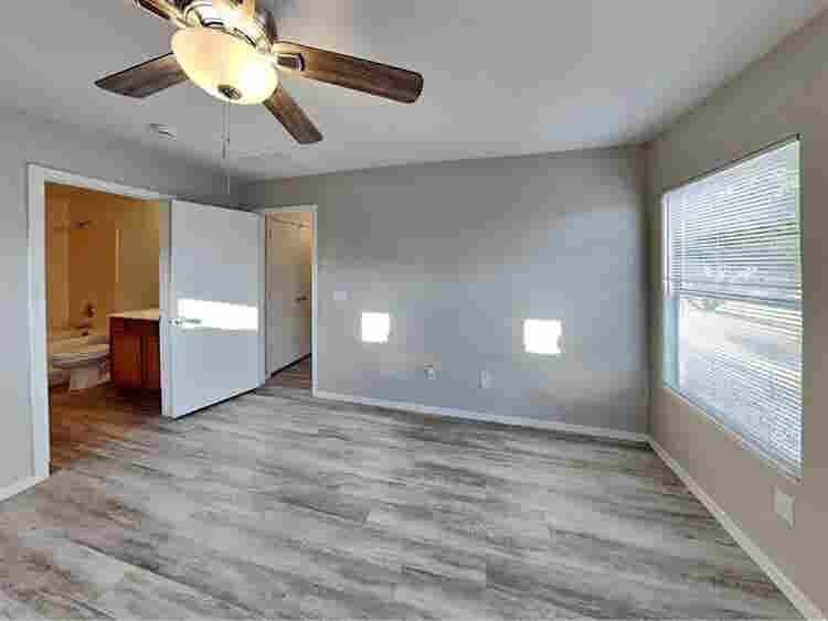 Beautiful Rooms In Perfect Area