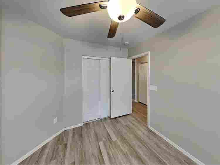 Beautiful Rooms In Perfect Area