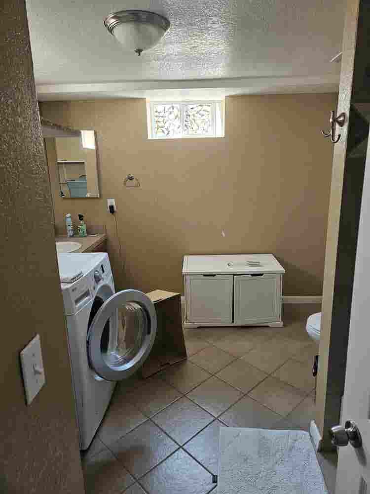 Two basement bedrooms for rent