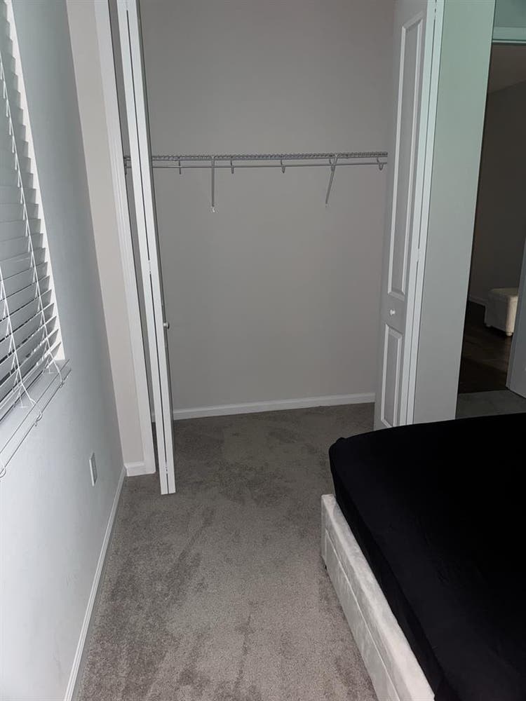 Se alquilan dos cuartos