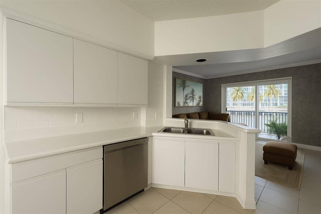 Beautiful  condo prime location
