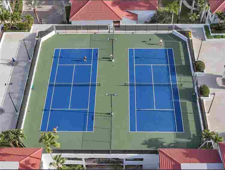 Beautiful  condo prime location