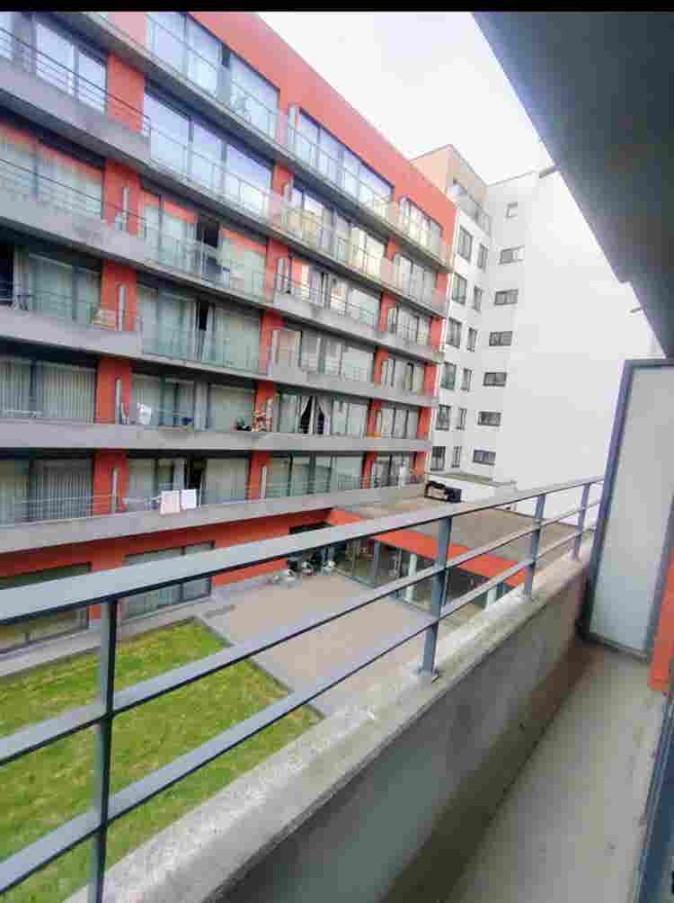 Studio apartment near Riverside