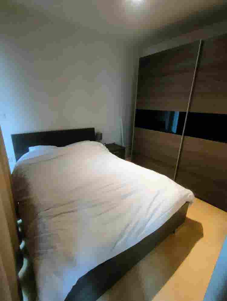 Studio apartment near Riverside