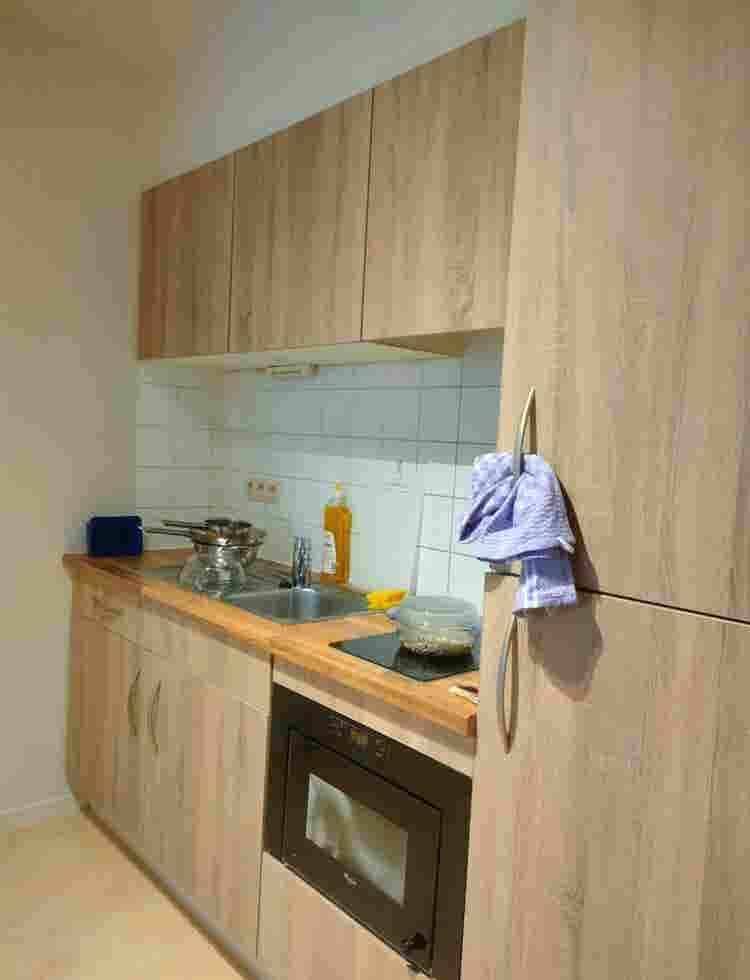 Studio apartment near Riverside