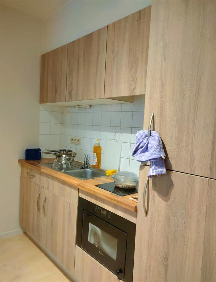 Studio apartment near Riverside