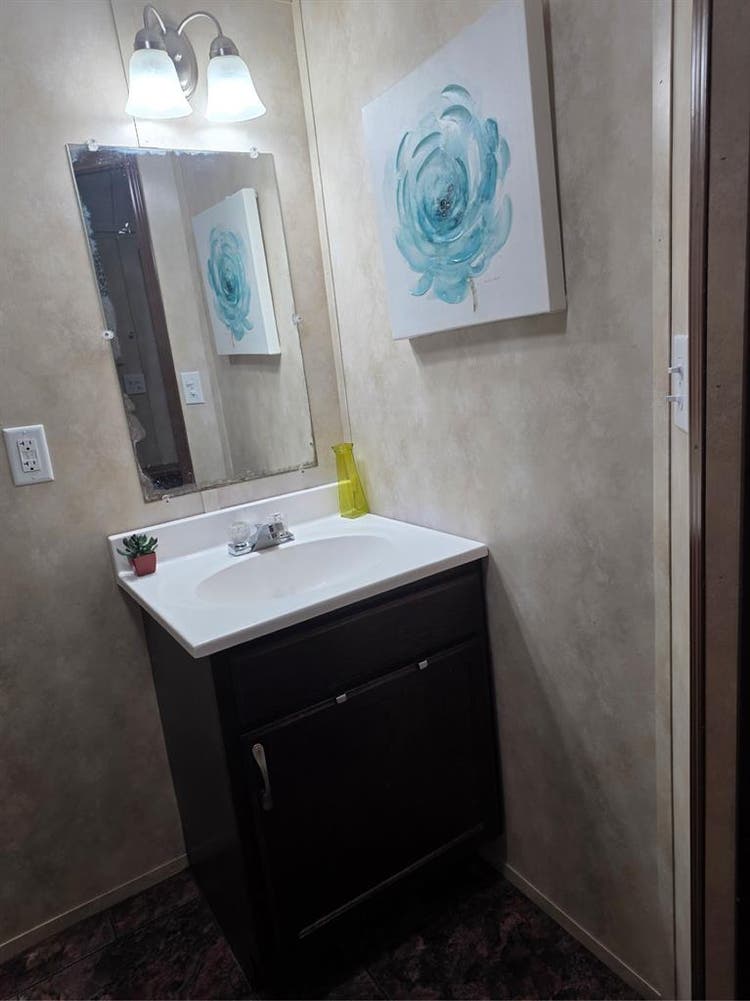 Tiny house with Southern Charm!