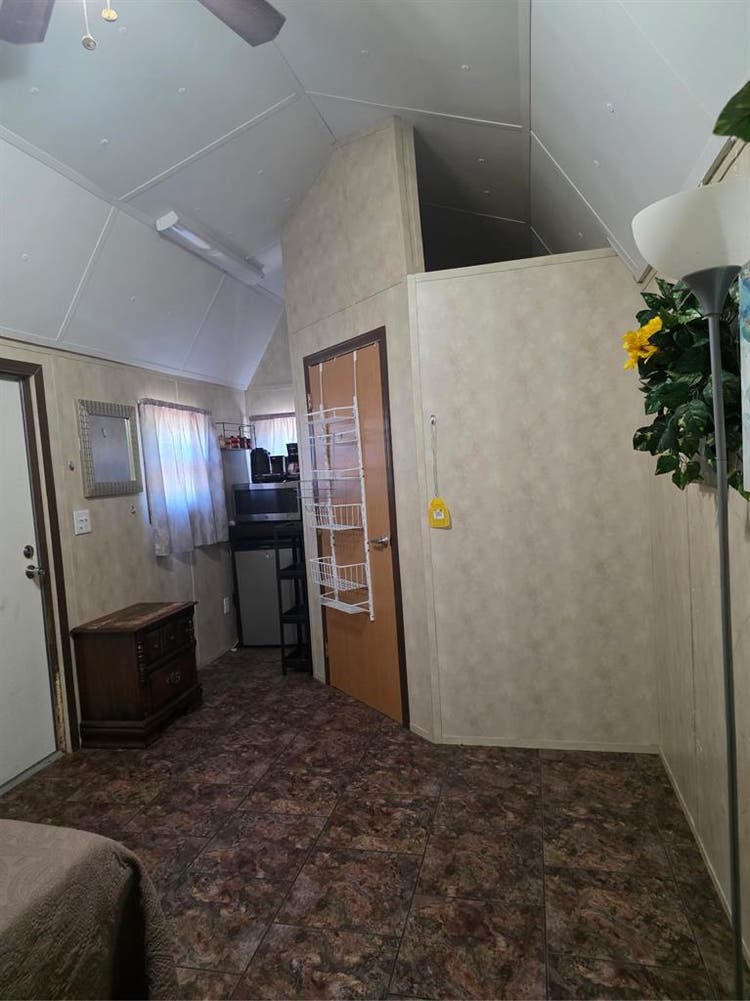 Tiny house with Southern Charm!