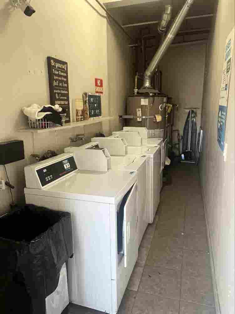 Private bed & Private Bath - Oct 1