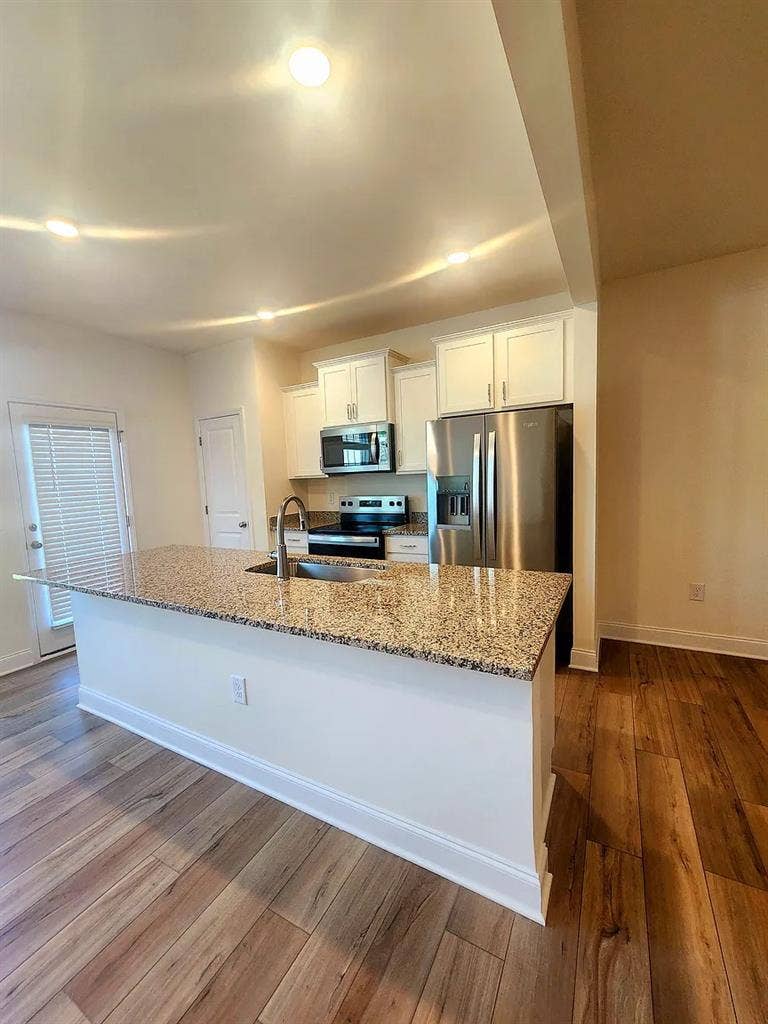 3 BR in Raleigh