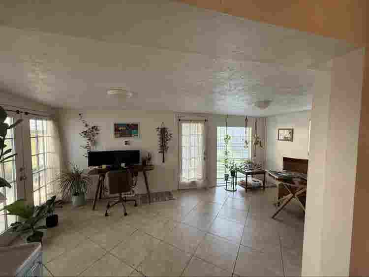 Bedroom for rent