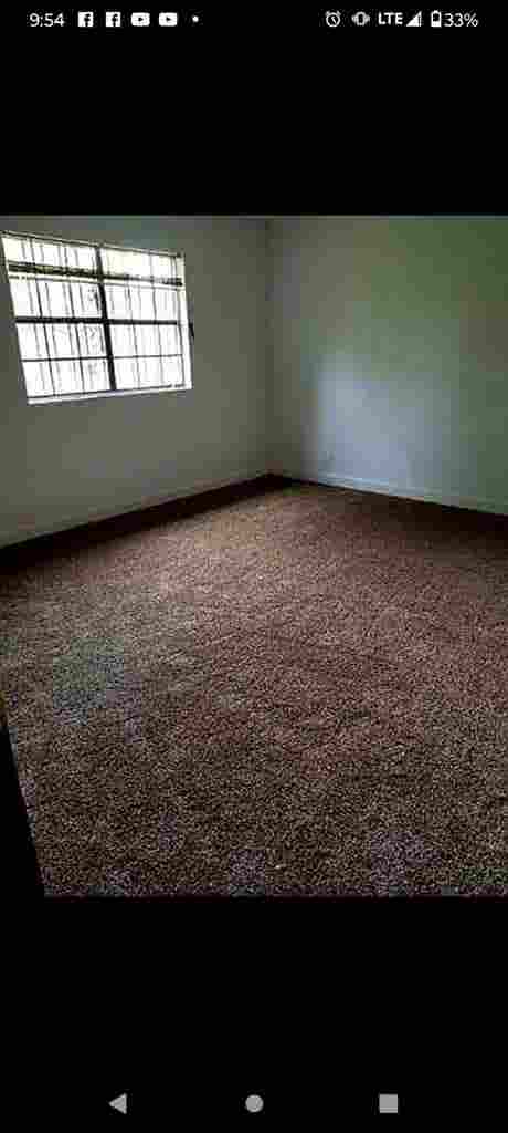 I’m renting out the second bedroom.