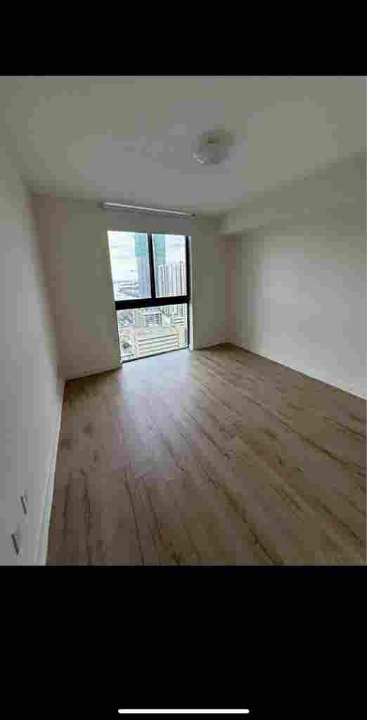 Private bedroom + Bathroomm
