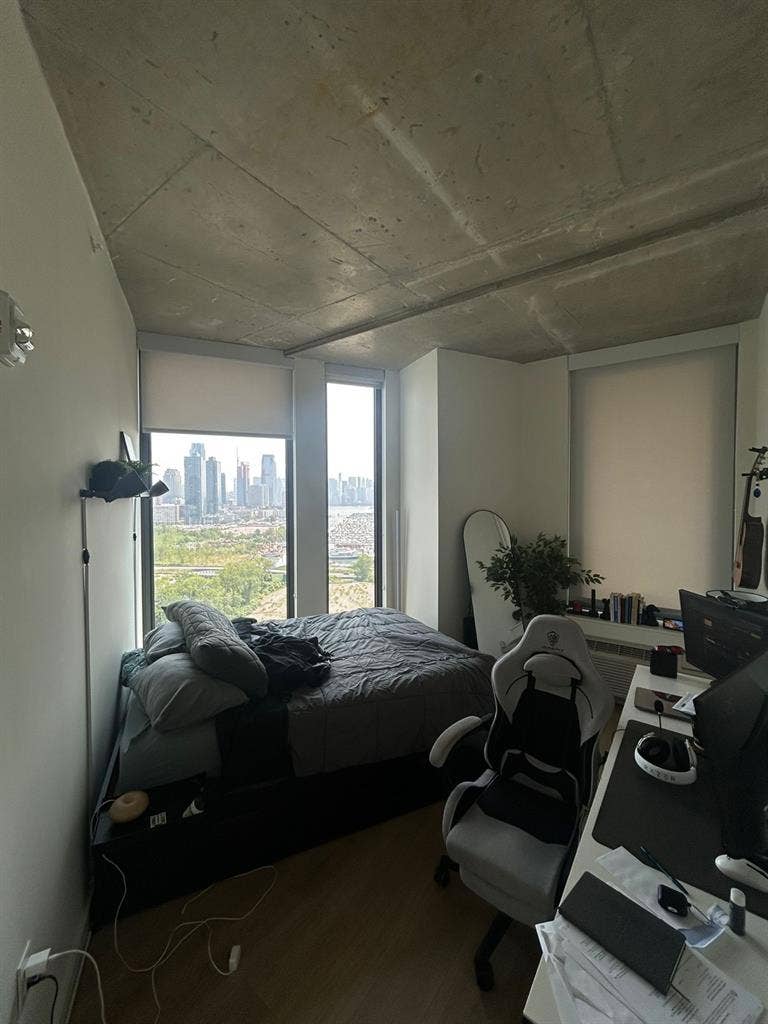 ROOM FOR RENT IN JERSEY CITY, NJ