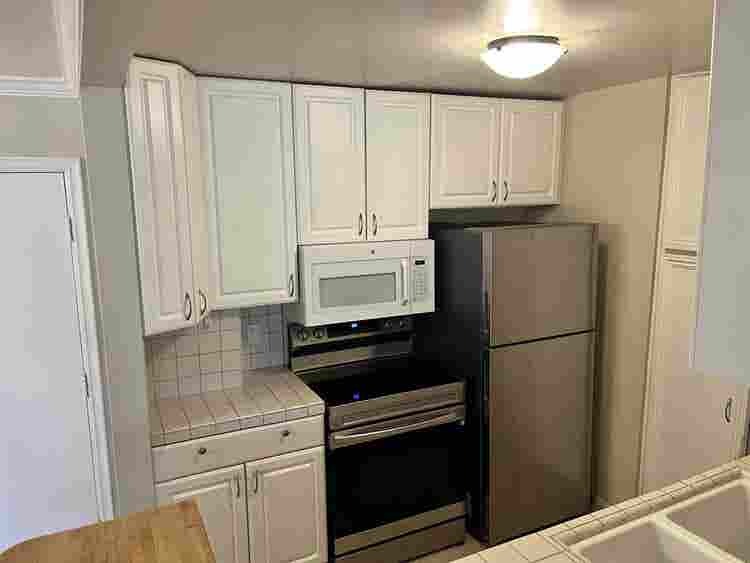 Playa Del Rey condo B