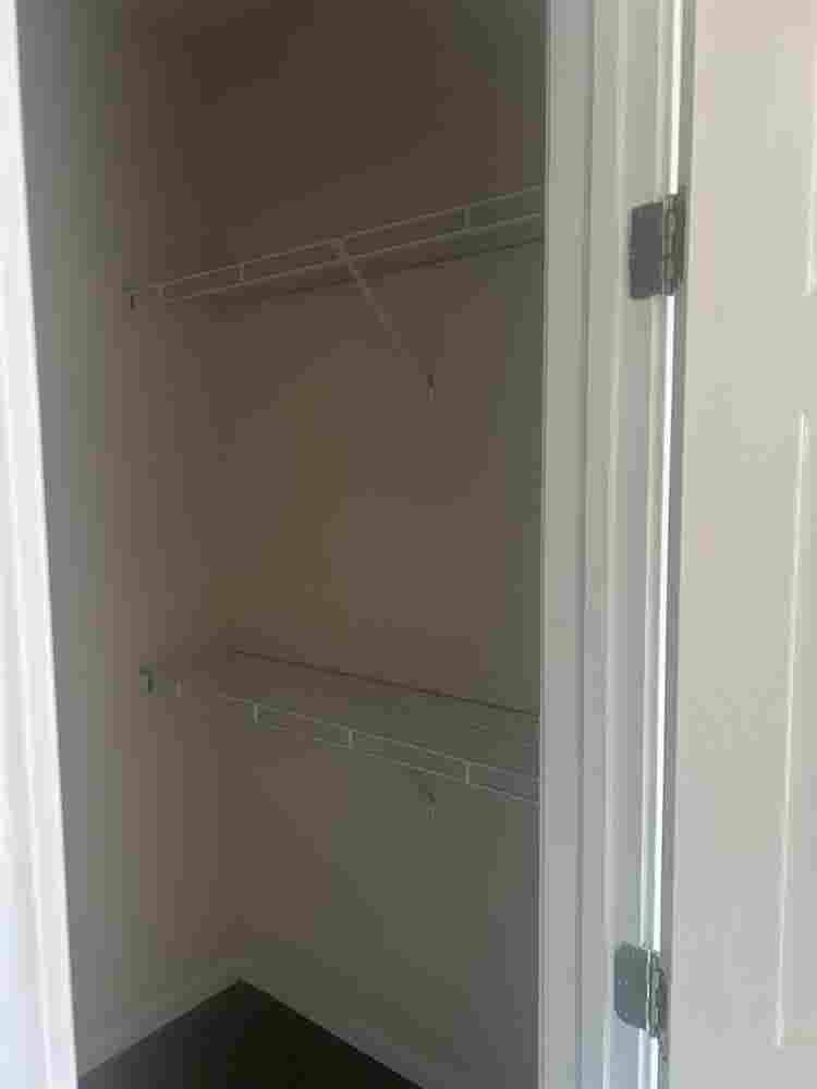 Unfurnished room